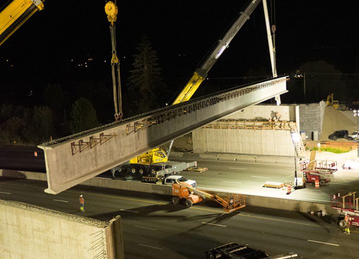 Atkinson Sets Girders at 70th Avenue East Bridge in Fife 