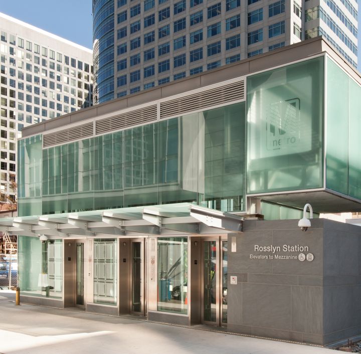 Rosslyn Metro Station