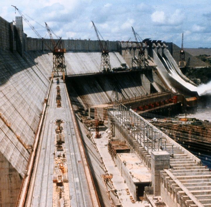 Guri Dam and Powerhouse